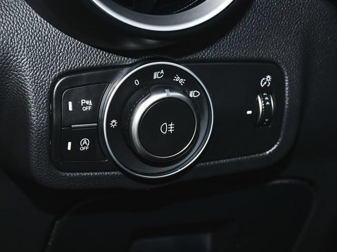 Used 2022 Alfa Romeo Stelvio Ti AWD/4WD image 19