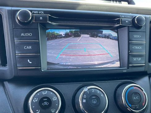 Used 2018 Toyota RAV4 LE w/ All Weather Liner Package AWD/4WD image 22
