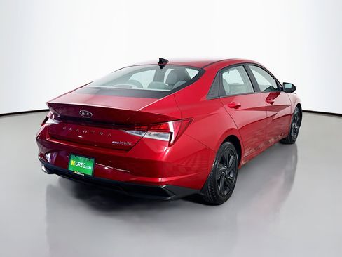 Used 2023 Hyundai Elantra Blue FWD image 10