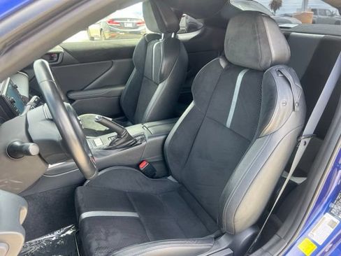 Used 2025 Toyota GR86 Premium w/ Performance Package RWD image 13