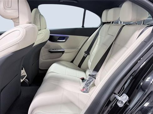 New 2026 Mercedes-Benz C 300 4MATIC Sedan image 7