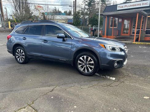 Used 2016 Subaru Outback 2.5i Limited AWD/4WD image 8