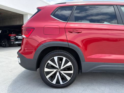 Used 2022 Volkswagen Taos SE w/ IQ.Drive SE Package AWD/4WD image 5