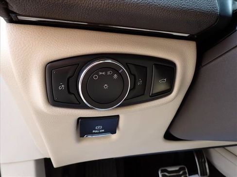 Used 2019 Lincoln MKZ Reserve w/ Reserve Plus Package FWD image 15