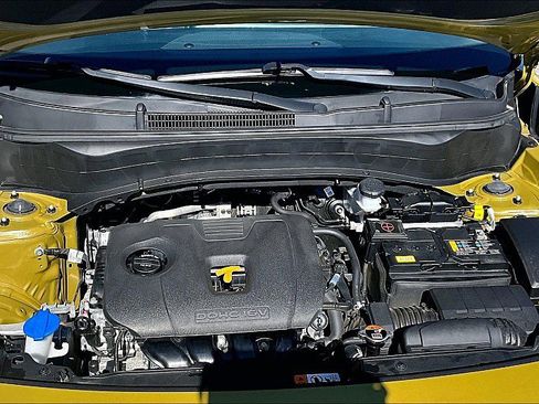 Used 2024 Kia Seltos S image 11