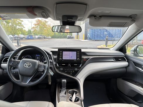 Used 2022 Toyota Camry SE FWD image 20