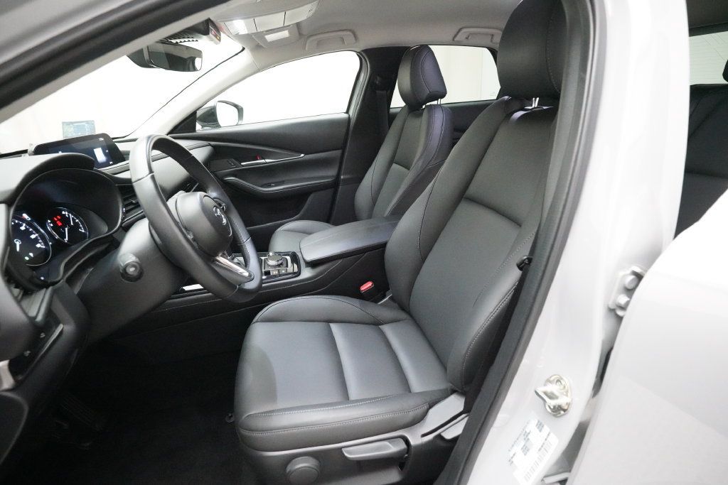 Certified 2025 MAZDA CX-30 AWD 2.5 S w/ Select Sport Pkg image 7