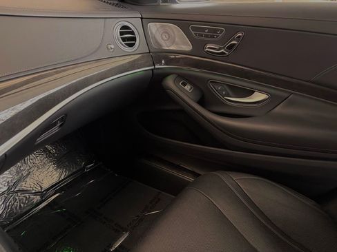 Used 2020 Mercedes-Benz S 450 Sedan image 28