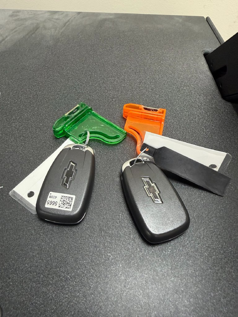 Used 2023 Chevrolet Bolt LT w/ Infotainment Package FWD image 8