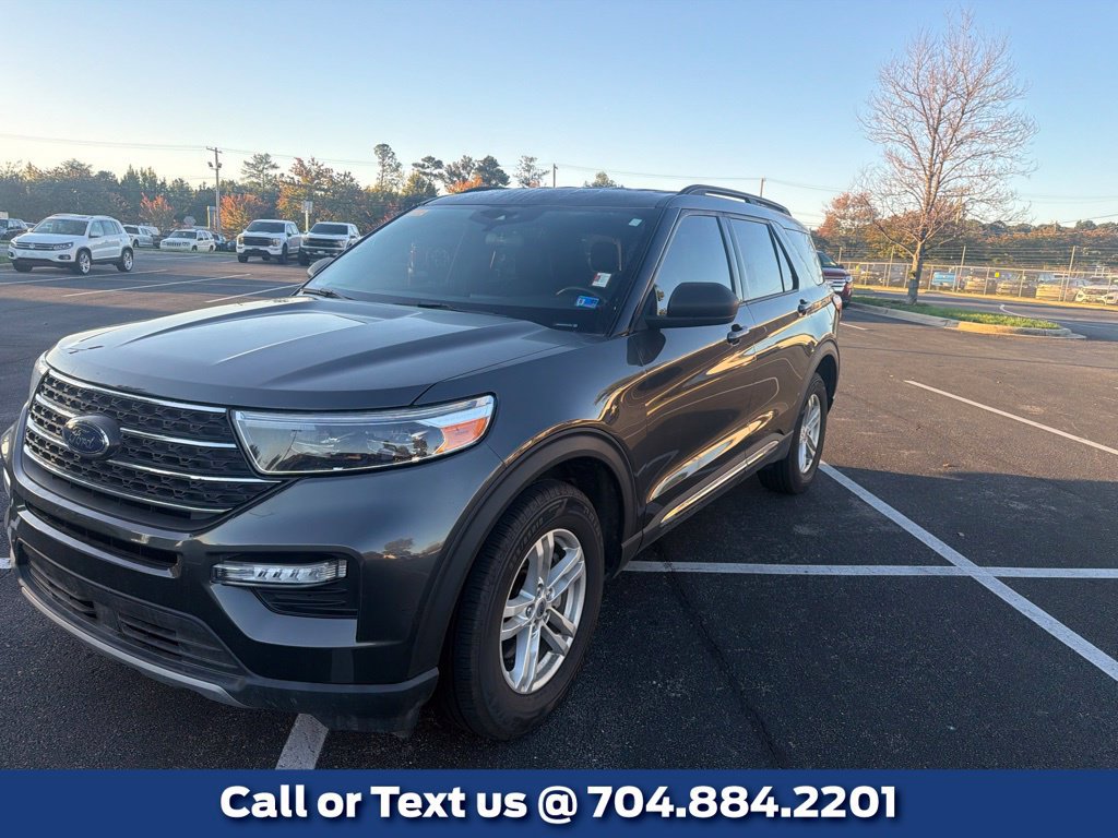 Used 2020 Ford Explorer XLT w/ Equipment Group 202A AWD/4WD image 1