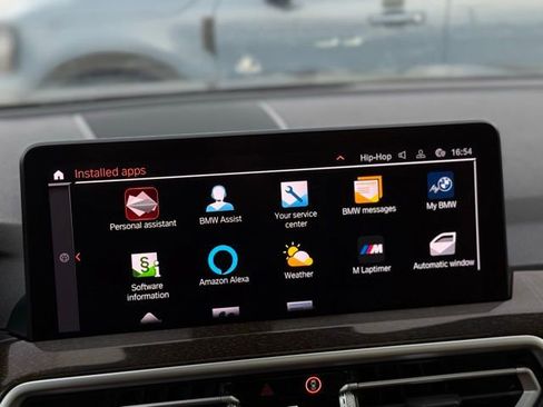 Used 2023 BMW X4 xDrive30i image 29