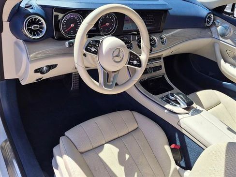 Used 2019 Mercedes-Benz E 450 Cabriolet image 10