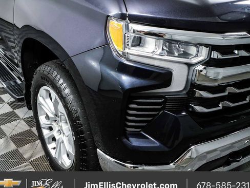 Used 2023 Chevrolet Silverado 1500 LTZ AWD/4WD image 35