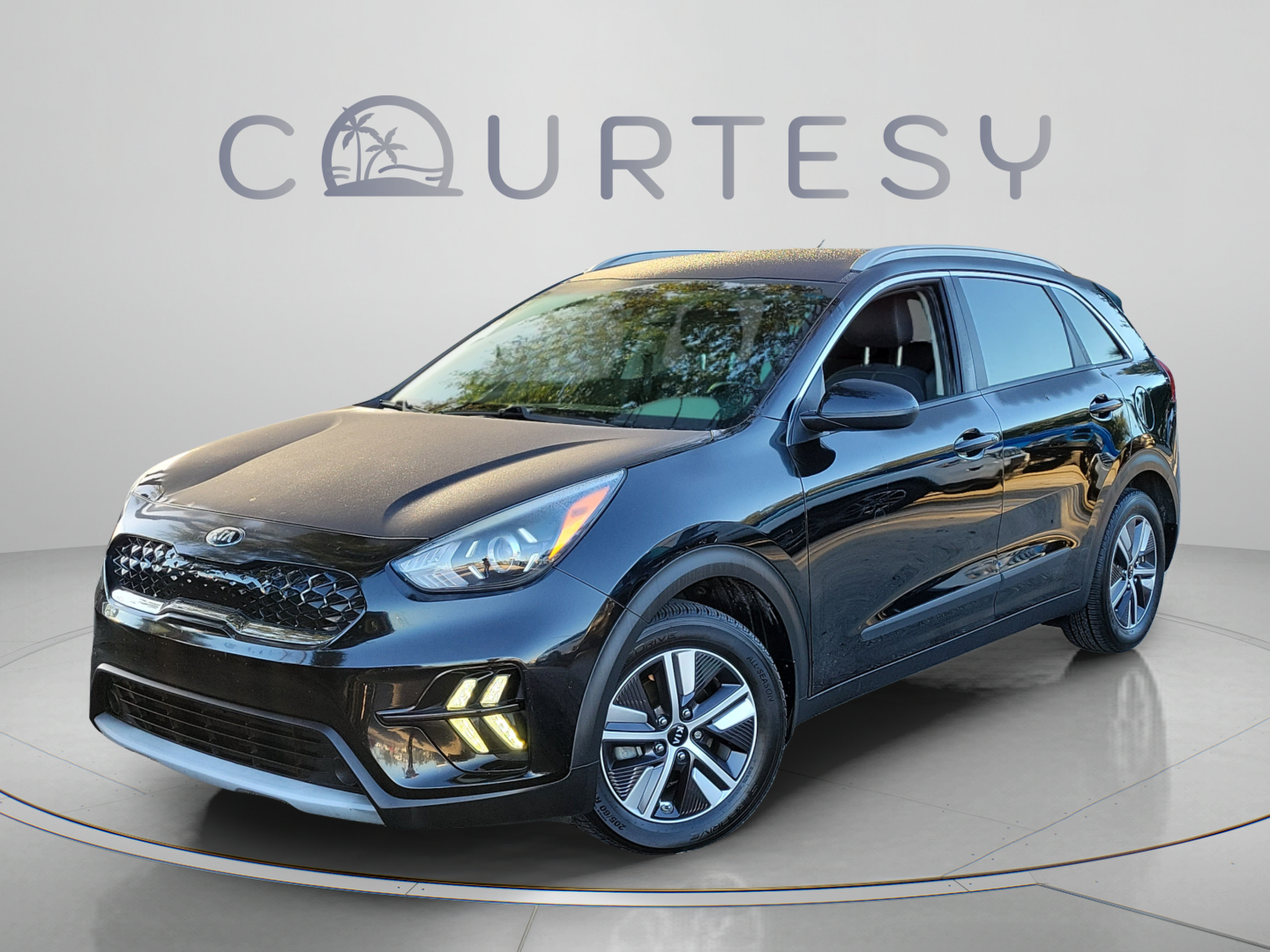 Used 2020 Kia Niro LXS FWD 360° Tour