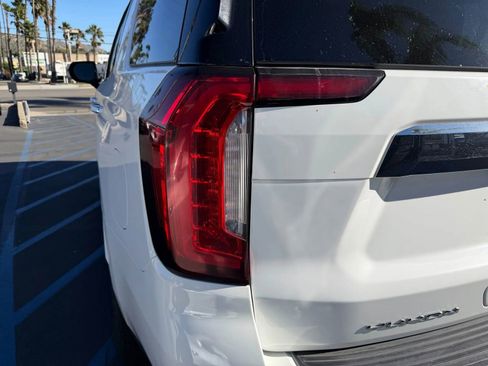 Used 2023 GMC Yukon SLT image 8