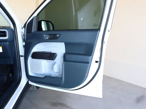 New 2026 Ford Maverick XLT image 39