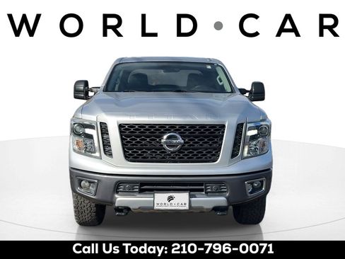 Used 2018 Nissan Titan PRO-4X w/ Pro-4x Utility Package AWD/4WD image 8