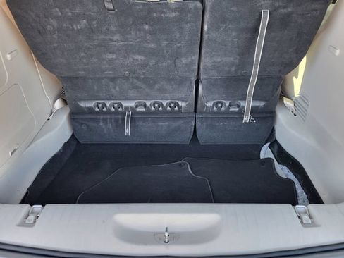 Certified 2024 Chrysler Pacifica Limited FWD image 24