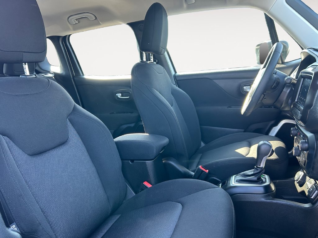 Used 2021 Jeep Renegade Sport AWD/4WD image 15