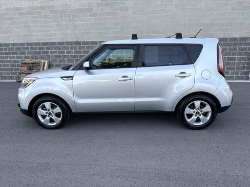Used 2018 Kia Soul image 3