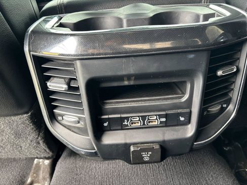Used 2019 RAM 2500 Laramie AWD/4WD image 34