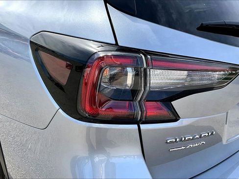 Used 2025 Subaru Outback Limited w/ Tech Package 3 AWD/4WD image 19