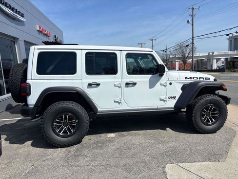 New 2026 Jeep Wrangler Unlimited Rubicon 392 AWD/4WD image 2