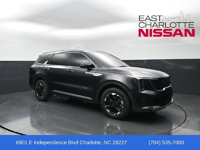 Used 2025 Kia Sorento S w/ Panoramic Sunroof Package FWD image 1