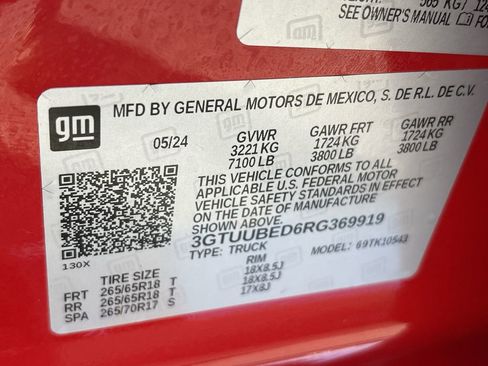 Used 2024 GMC Sierra 1500 SLE w/ Preferred Package image 36