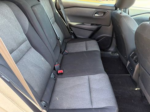 Used 2025 Nissan Rogue SV FWD image 15