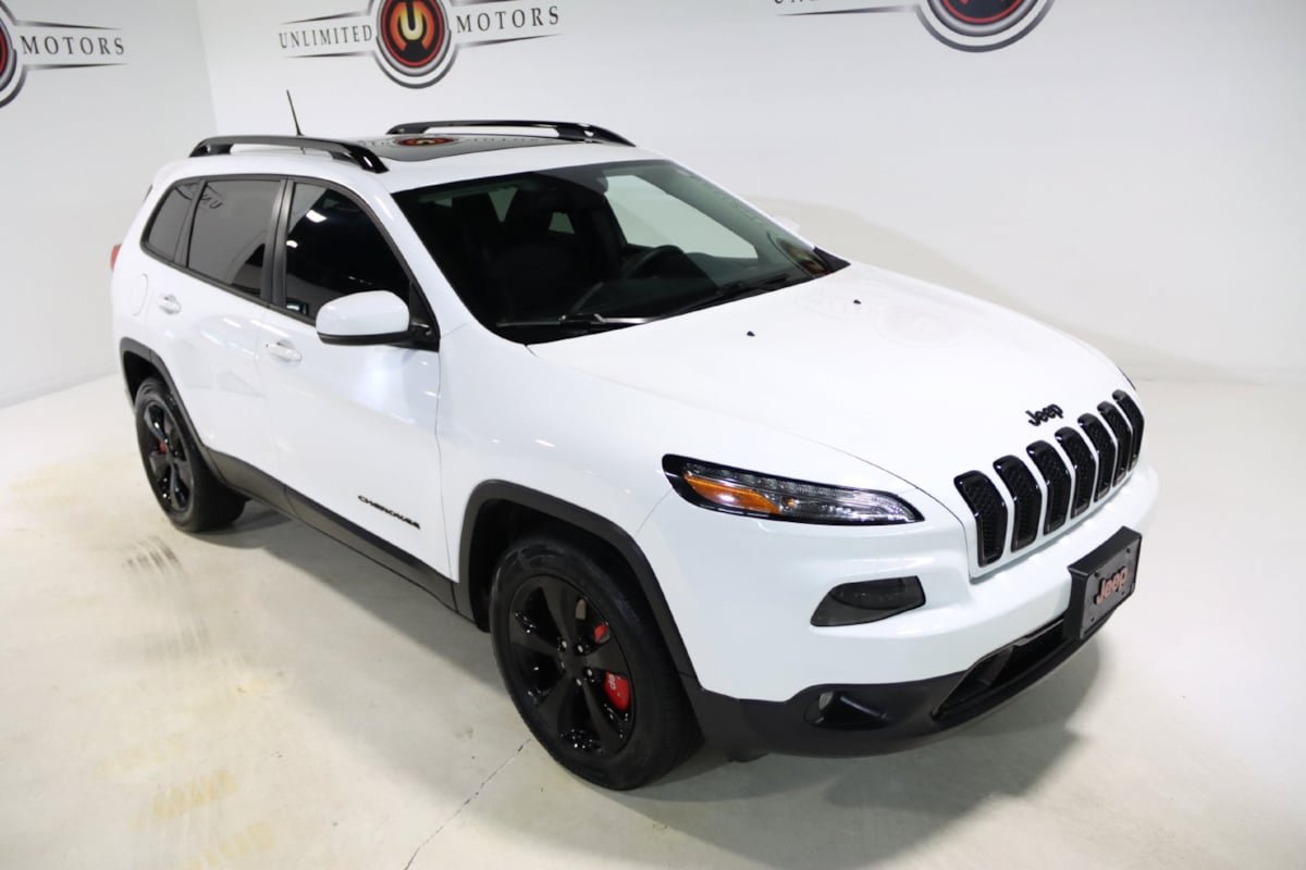 Used 2017 Jeep Cherokee High Altitude AWD/4WD image 19
