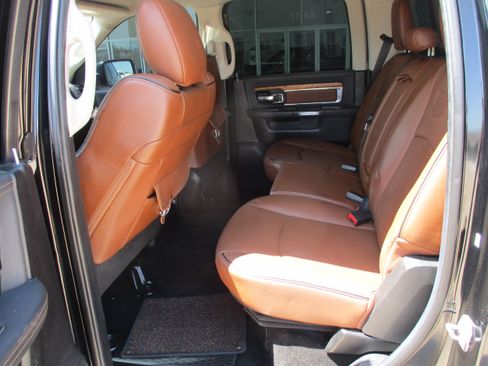 Used 2014 RAM 1500 Laramie Longhorn RWD image 5