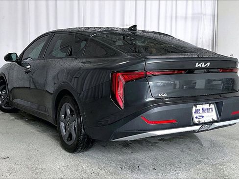 Used 2025 Kia K4 LXS image 5