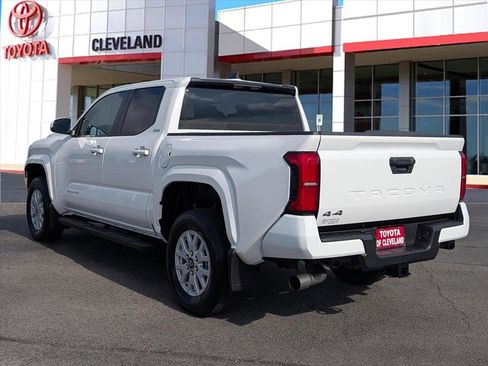 New 2026 Toyota Tacoma SR5 image 3