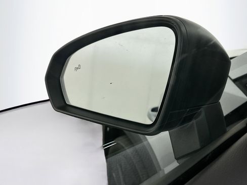 Used 2025 Volkswagen Taos S FWD image 16