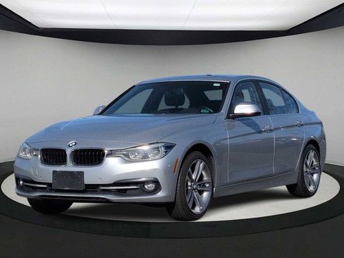 Used 2018 BMW 330i Sedan image 4