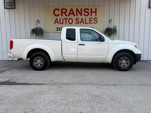 Used 2017 Nissan Frontier S RWD image 5