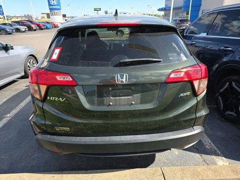 Used 2018 Honda HR-V EX image 3