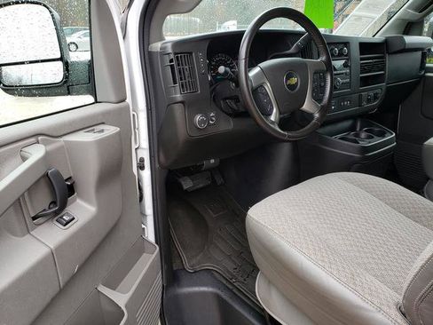Used 2016 Chevrolet Express 3500 LT w/ LT Preferred Equipment Group image 10