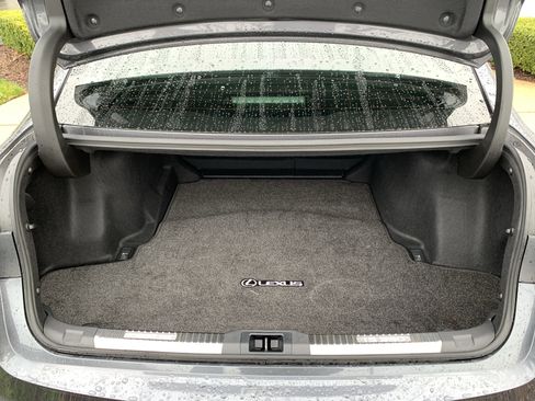 Used 2024 Lexus IS 350 F Sport w/ Navigation Package image 34