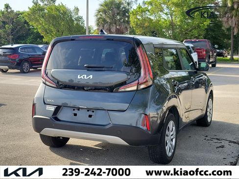 Certified 2024 Kia Soul LX FWD image 8