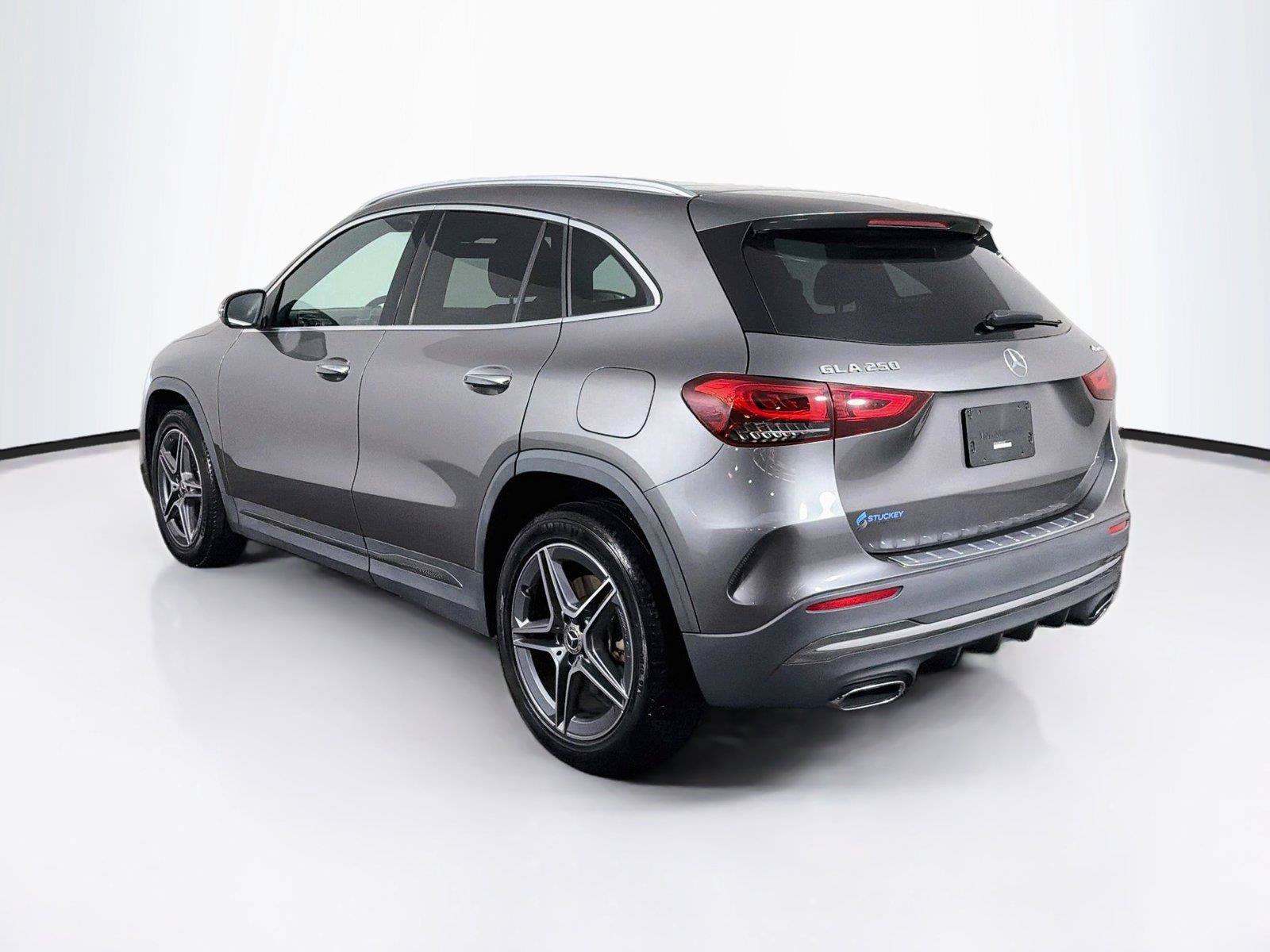 Used 2023 Mercedes-Benz GLA 250 4MATIC w/ AMG Line Exterior image 9