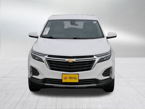 Used 2022 Chevrolet Equinox LT image 2