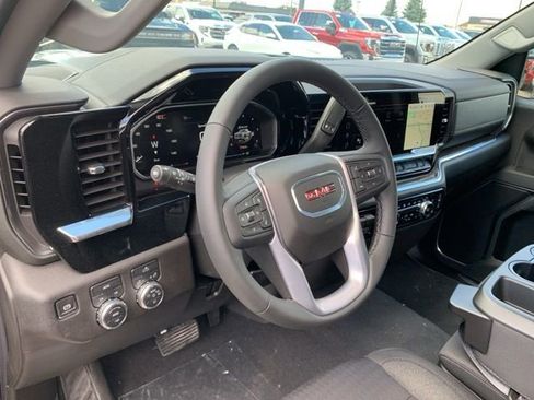 New 2026 GMC Sierra 1500 Elevation image 14