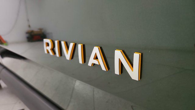 Used 2023 Rivian R1S Adventure Quad AWD/4WD image 31