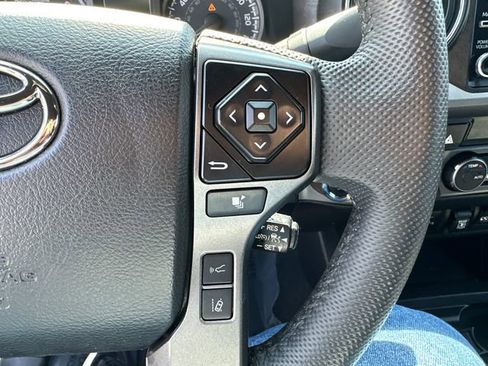 Used 2023 Toyota Tacoma TRD Sport w/ Technology Package image 35