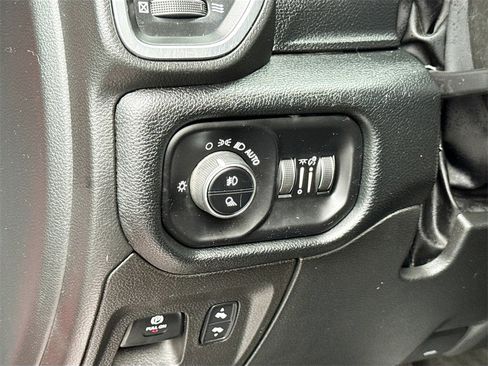 Used 2022 RAM 1500 Laramie image 27