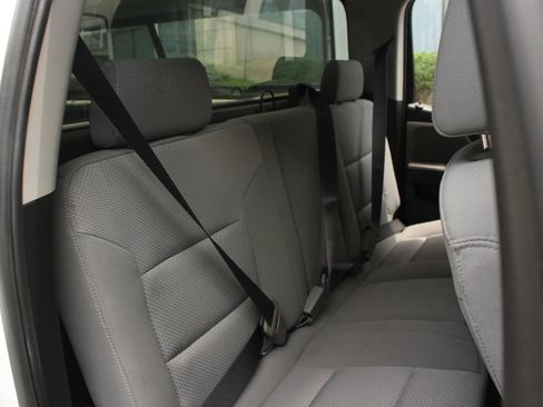 Used 2017 Chevrolet Silverado 1500 W/T AWD/4WD image 21