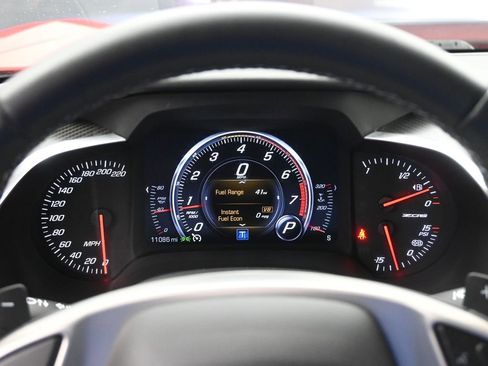 Used 2015 Chevrolet Corvette Z06 w/ 3LZ Preferred Equipment Group RWD image 9