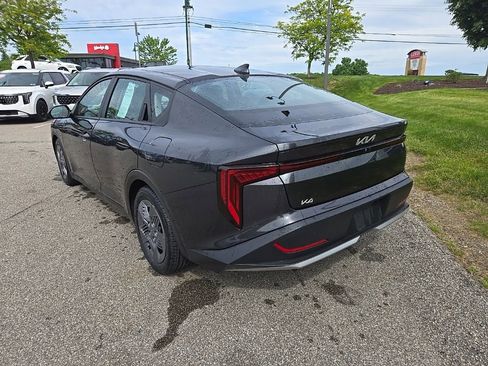 Certified 2025 Kia K4 FWD image 6